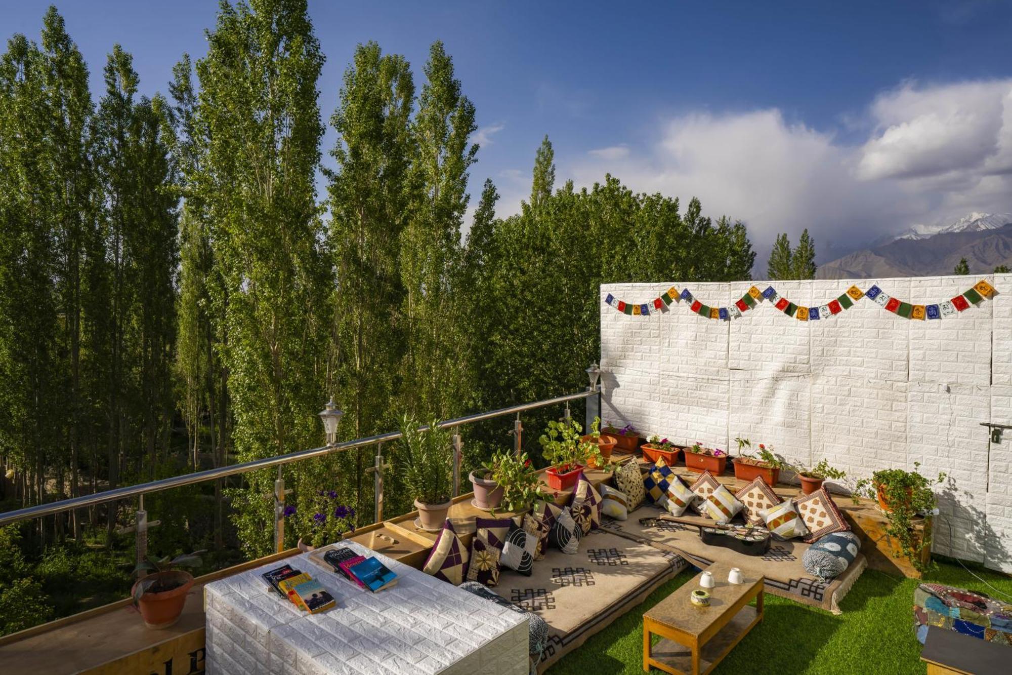 Rainbow Holiday Home Leh Kültér fotó